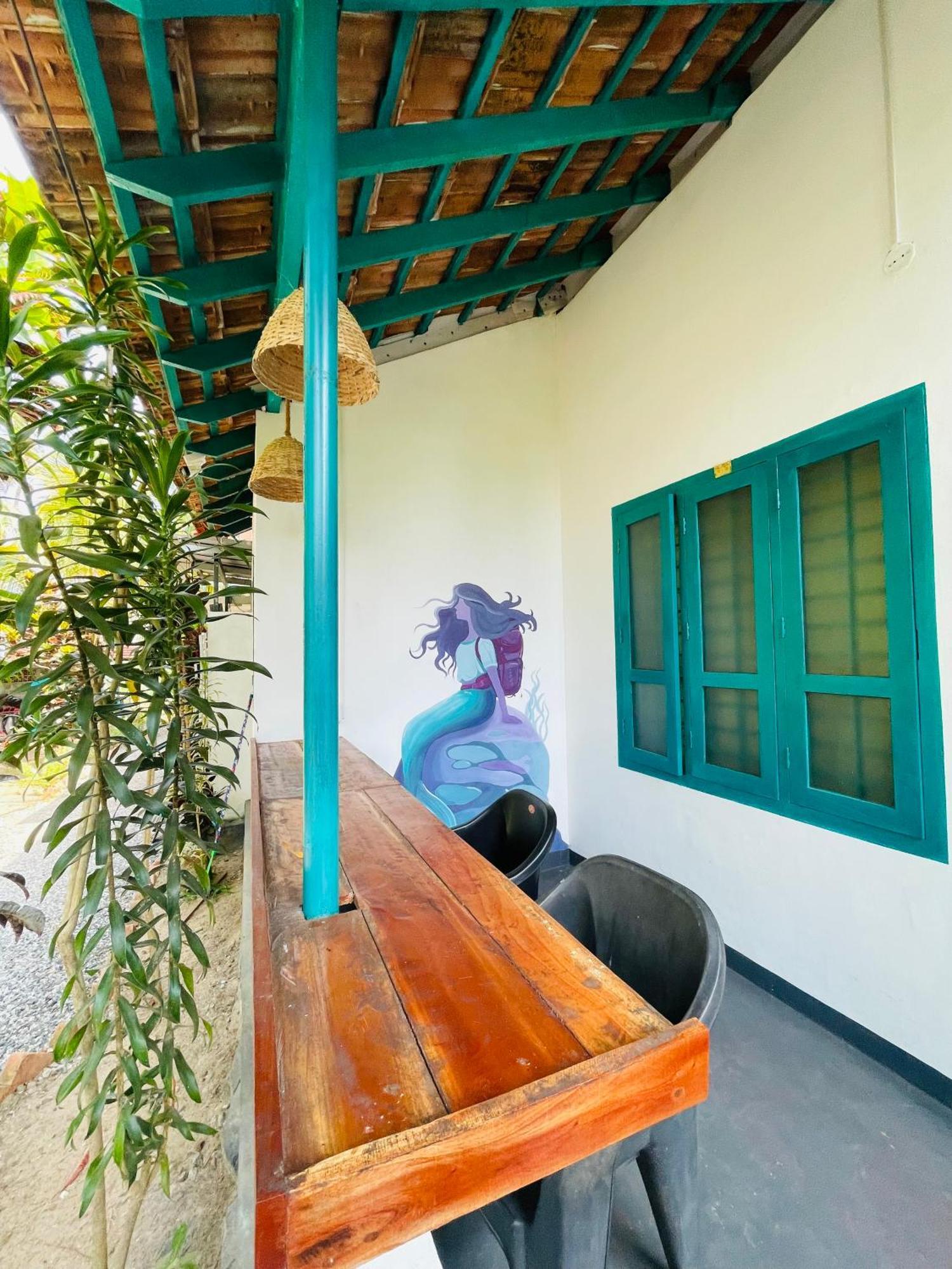 Cliff & Coral Hostel Varkala Exterior photo